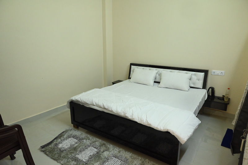 Deluxe rooms in Varanasi