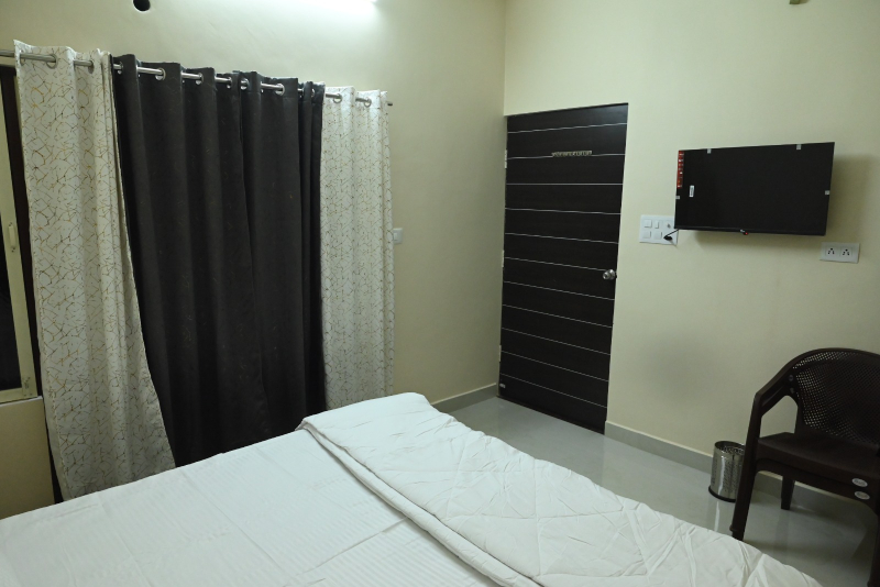 Deluxe rooms in Varanasi